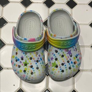 CROCS Kids' Rainbow Starry Clogs